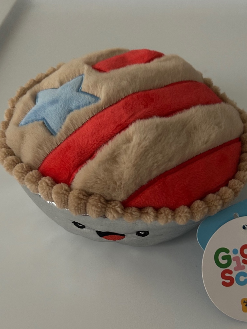 Gigglescape 6" Pie Plush - Picture 3 of 6